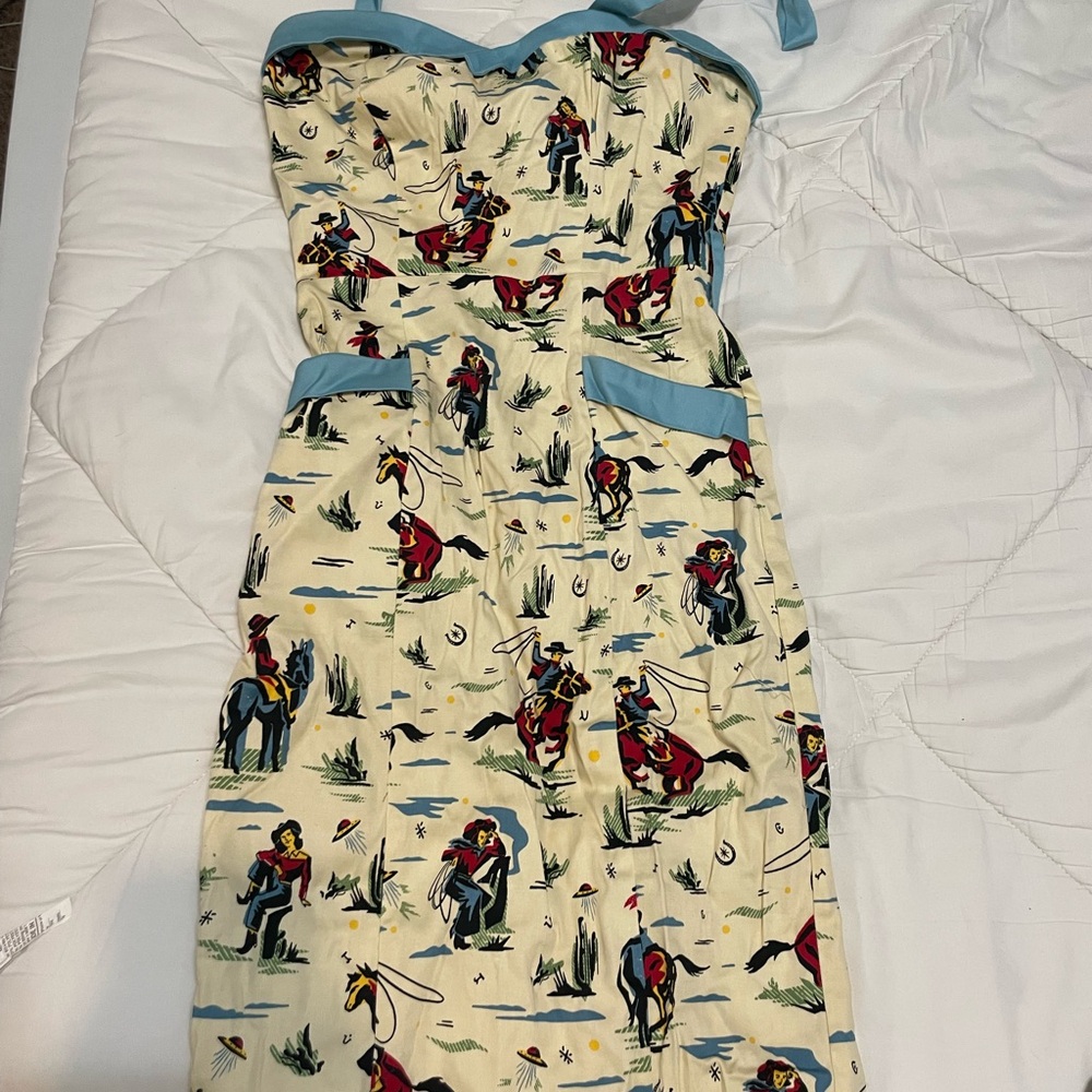Collectif Rodeo Wiggle Dress - Picture 3 of 8